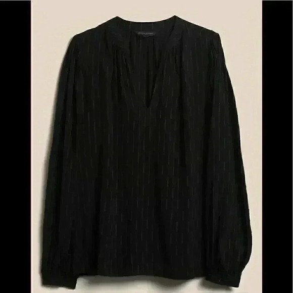 Banana Republic Balloon-Sleeve Blouse - Picture 4 of 6